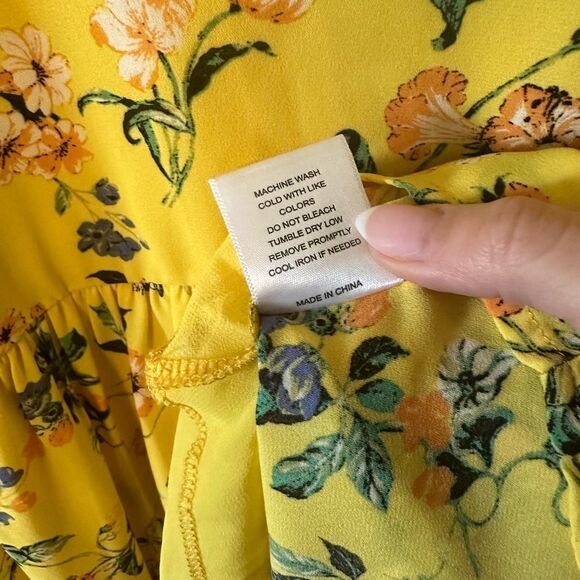 Chelsea & Violet Floral long sleeve Babydoll Dress yellow medium - Picture 8 of 9